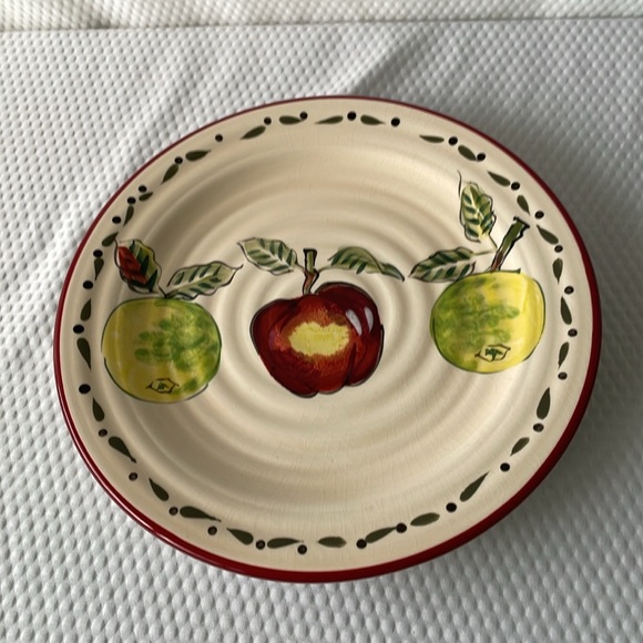 Home Trends Stoneware Apple Grove Salad Plates. Set of four. - Picture 3 of 6
